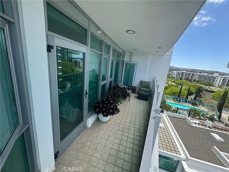 3141 Michelson Dr #808 — Photo 25