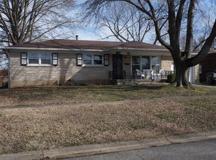 6303 Riverdale Rd, Louisville, KY 40272