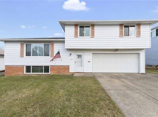 7583 Orlando Dr, Parma, OH 44134