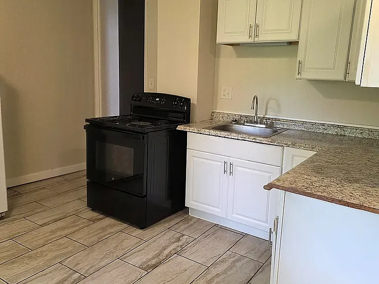 75 2nd Ave #1 — Photo 12