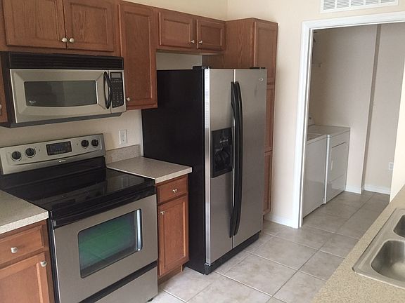 4th image of 2532 Grand Central Pkwy APT 13
