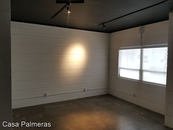 4th image of 756 N Palm Canyon Dr #8453627