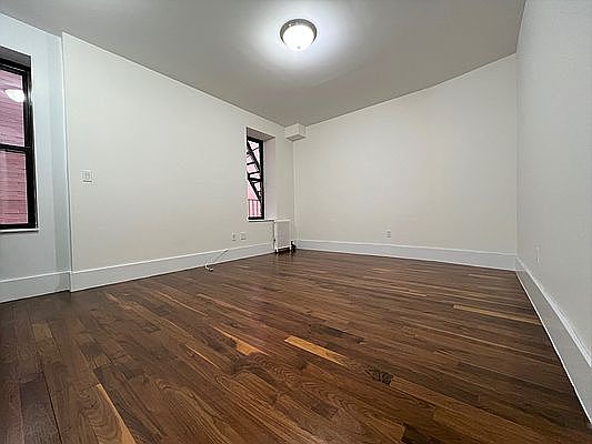 2nd image of 455 Hudson St #65