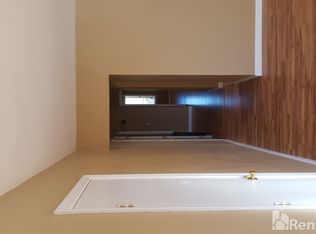 5630 Shattuck Ave, Oakland, CA 94609