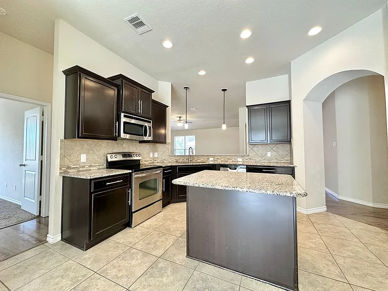 3383 Vineyard Trl — Photo 14