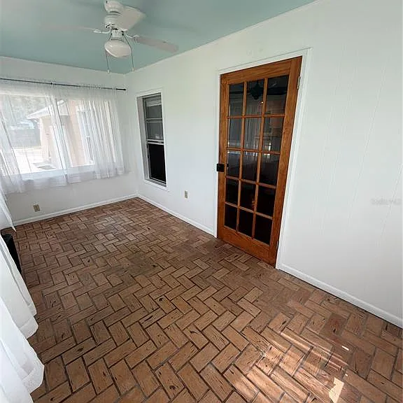 207 E Halifax Ave — Photo 9