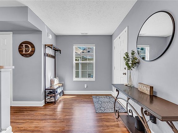 4th image of 15588 Foxglove Ln