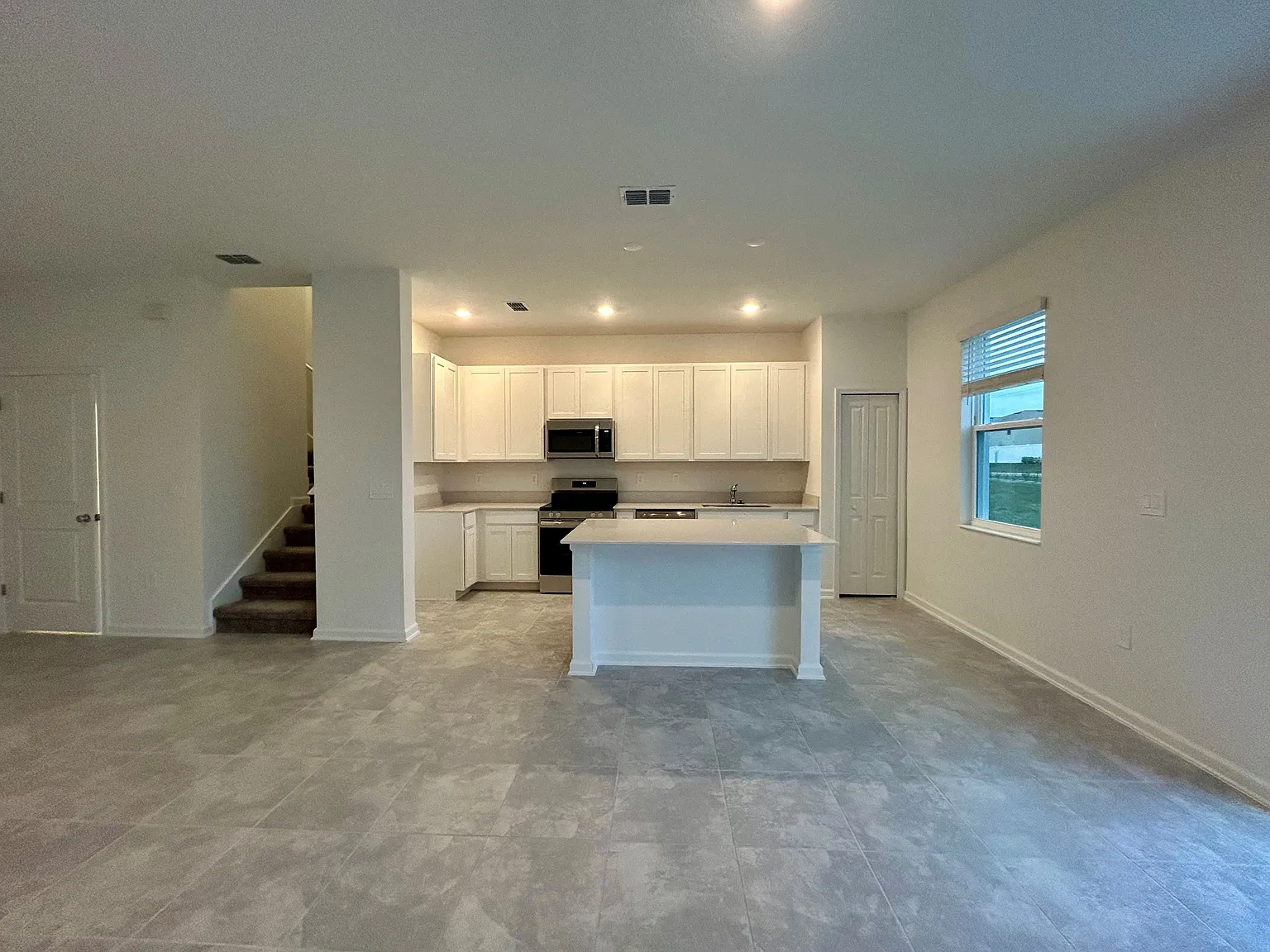 2943 Savoir Ave - 2943 — Photo 3
