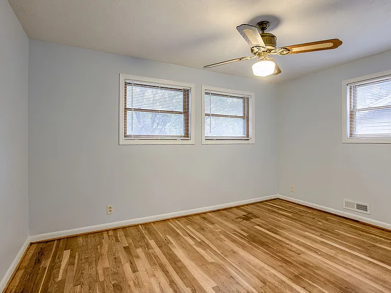 1230 Cole Creek Dr — Photo 11