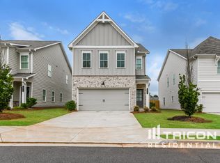 181 E Ridge Way, Woodstock, GA 30188