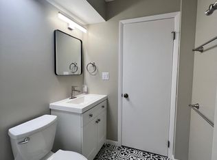 3330 Grove Ave APT 1N, Berwyn, IL 60402