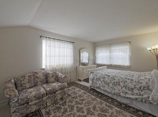 3240 Buckhorn Ct, Ann Arbor, MI 48105