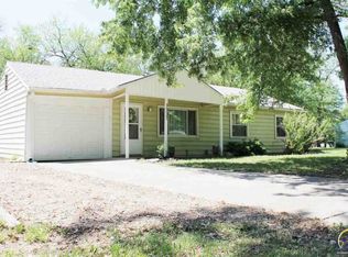 3337 SW Westview Ave, Topeka, KS 66611