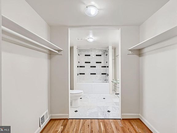 2nd image of 456 E Federal St