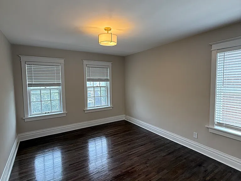 737 Heman Ave #3F — Photo 11