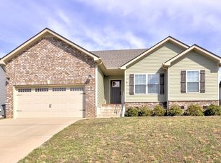 122 Ambridge St, Oak Grove, KY 42262
