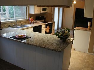 20 Briervine Ct, Spring, TX 77381