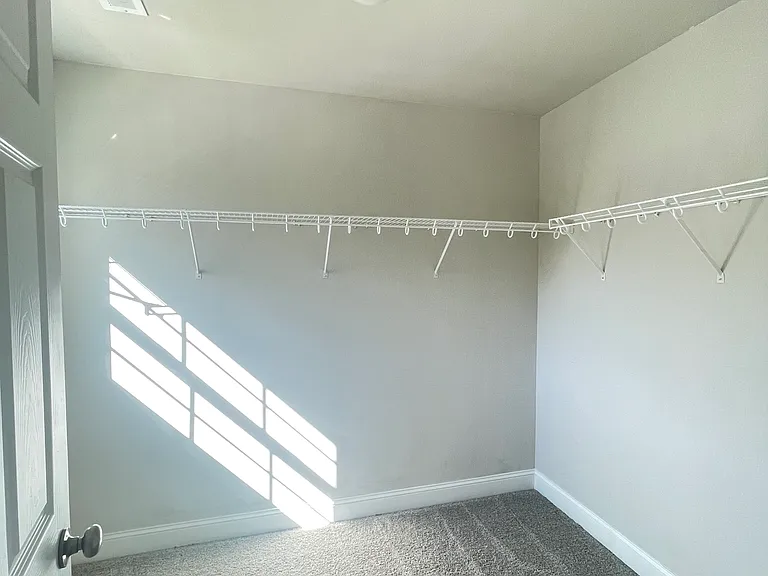 410 Katie Ln — Photo 21