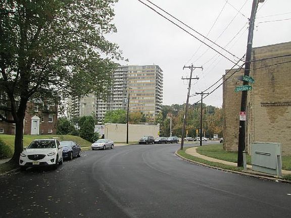 4th image of 3973 Lankenau Ave