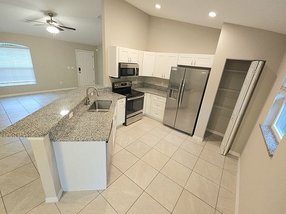 2nd image of 7 Juniper Pass Way