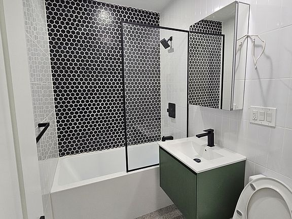 5th image of 34 Providence St #3C