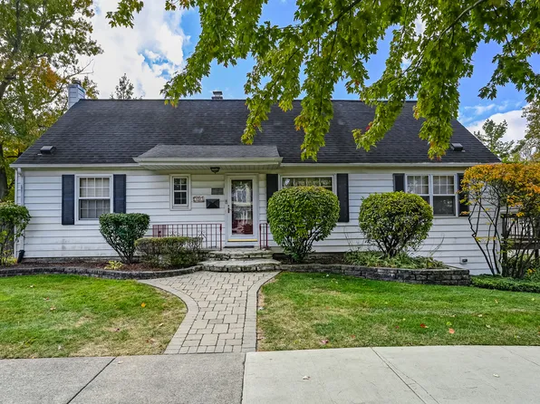 530 W 6th St, Hinsdale, IL 60521