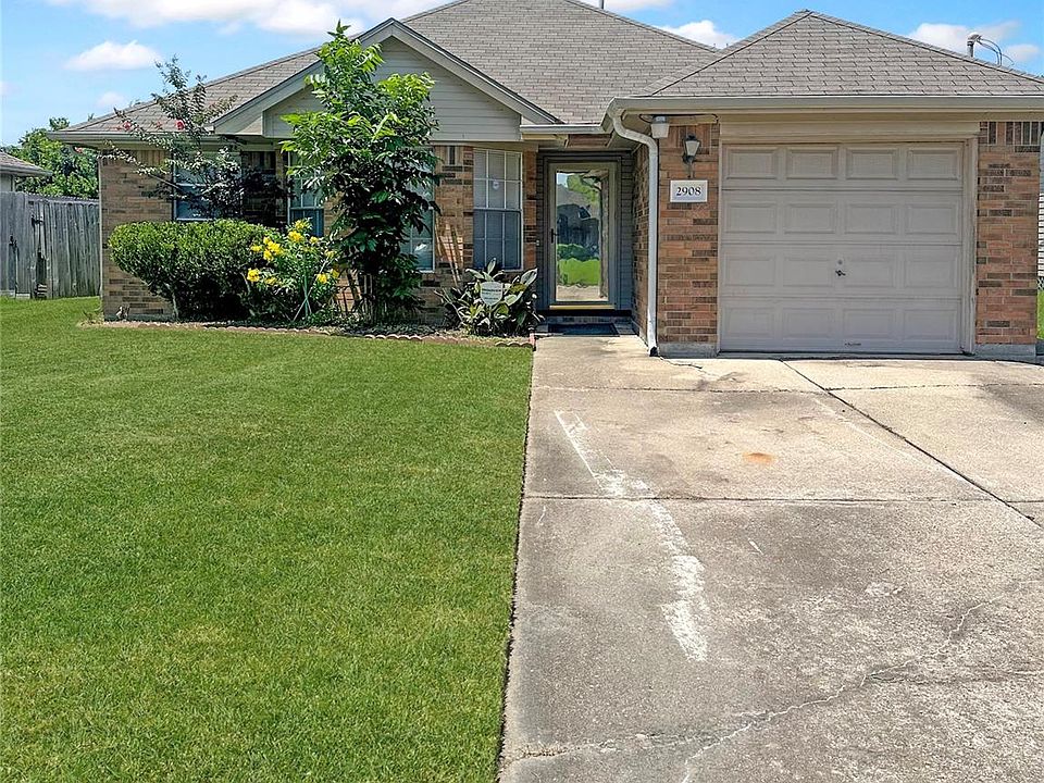 1st image of 2908 Ashley St