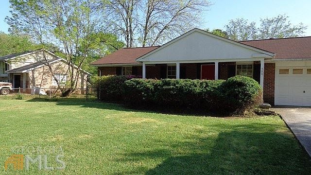 2nd image of 504 Roxbury Dr