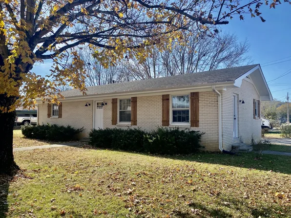 120 S Mill St, Dowelltown, TN 37059