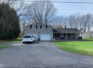 4875 Scott St, Warren, OH 44444