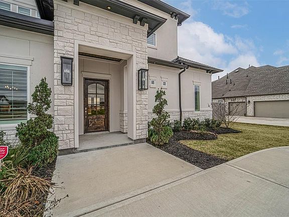 5th image of 4906 Cross Creek Lane