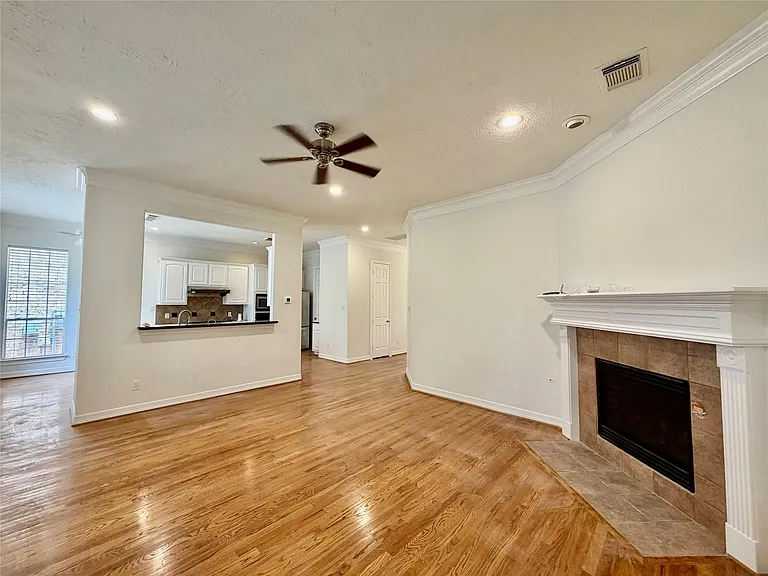 2806 Briarhurst Park — Photo 5