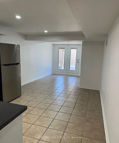 358 William Berczy Blvd #BASEMENT — Photo 1