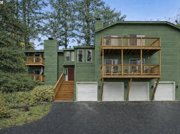 310 Cervantes, Lake Oswego, OR 97035