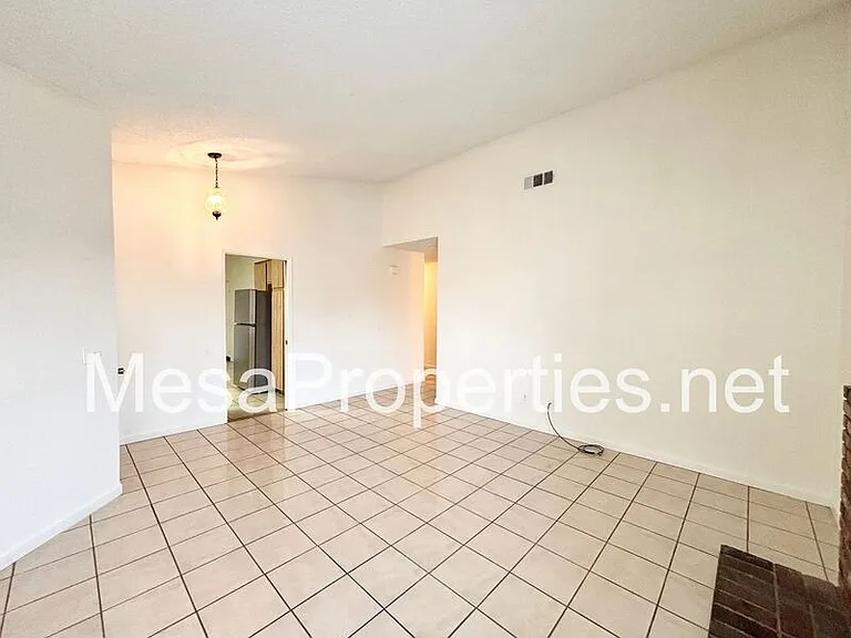 13667 Gemini St — Photo 5