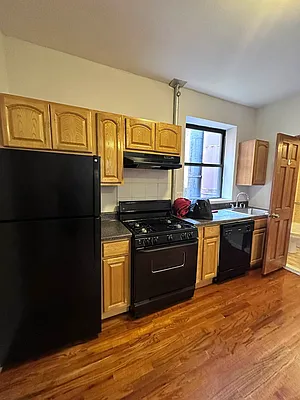 Rented by Aimee Grodanz, LREB | media 11