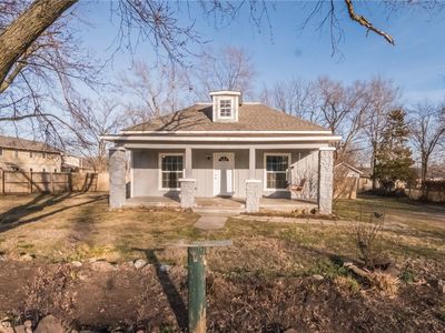 108 4th Ave SW, Gravette, AR, 72736