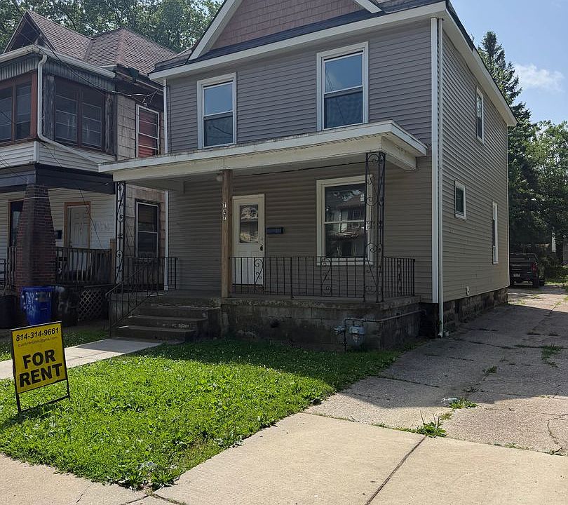1st image of 747 E 6th St