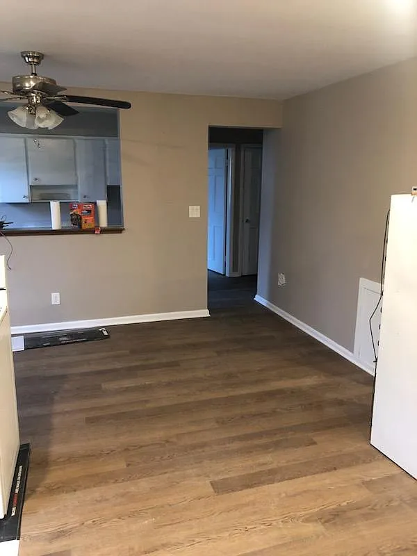 13805 Cedar Rd — Photo 2