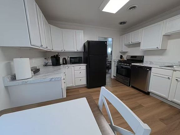 3rd image of 23 Cimarron Dr