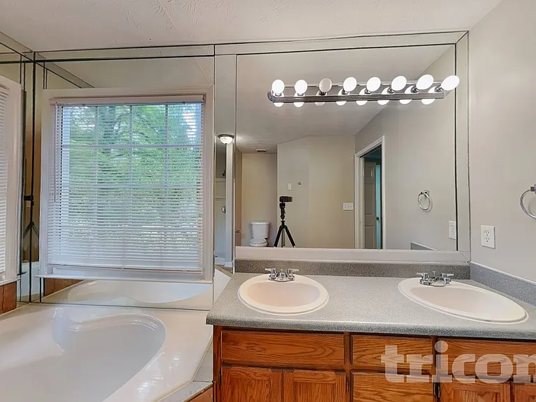 9159 Tara Dr SW — Photo 10