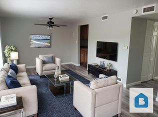423 E Fountain Pl APT 202, Manitou Springs, CO 80829