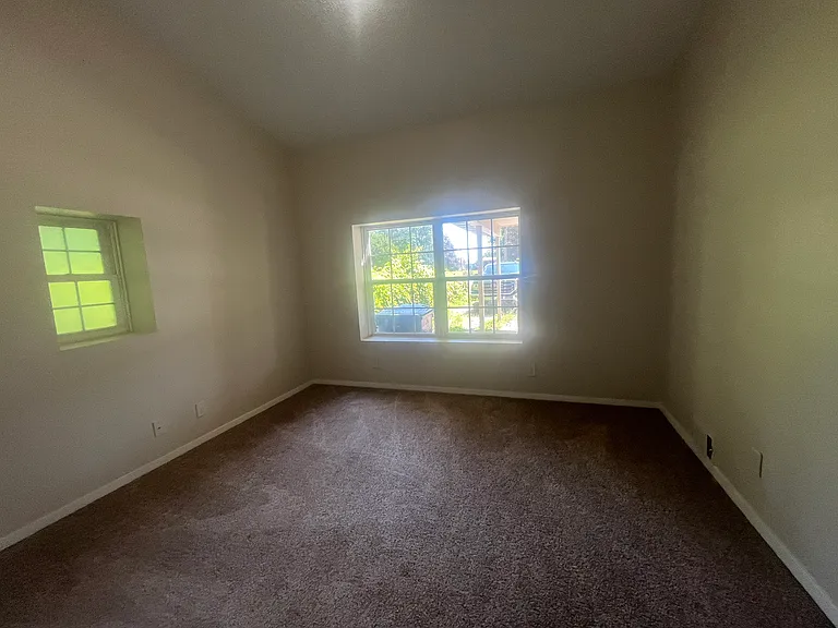 17803 N Fruitport Rd — Photo 12