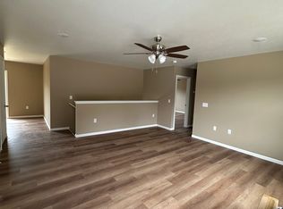 331 Pine Woods Village Dr, Hollister, MO 65672