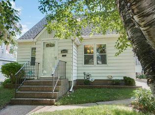 1648 Fernwood St, Saint Paul, MN 55108