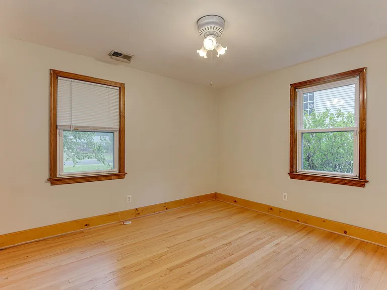 128 Mann Dr #1 — Photo 9