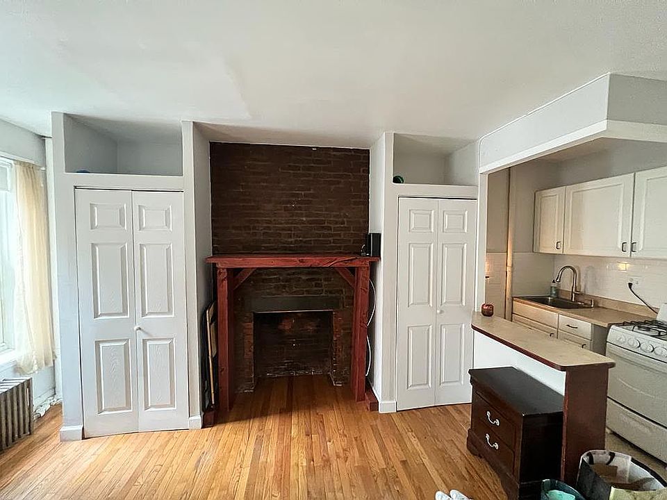 1st image of 445 W 36th St APT 5