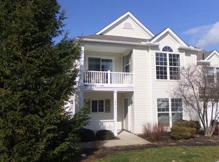 345 E Legend Ct APT C, Highland Heights, OH 44143