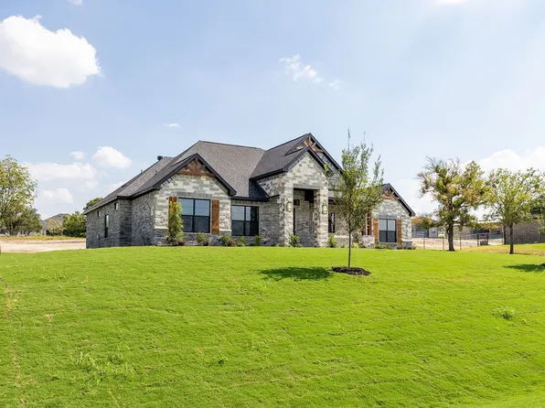 728 Burr Oak Ln, Weatherford, TX 76085