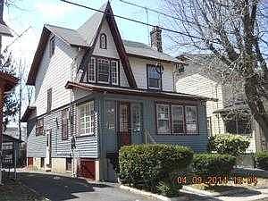 1st image of 13 Lafayette Pl